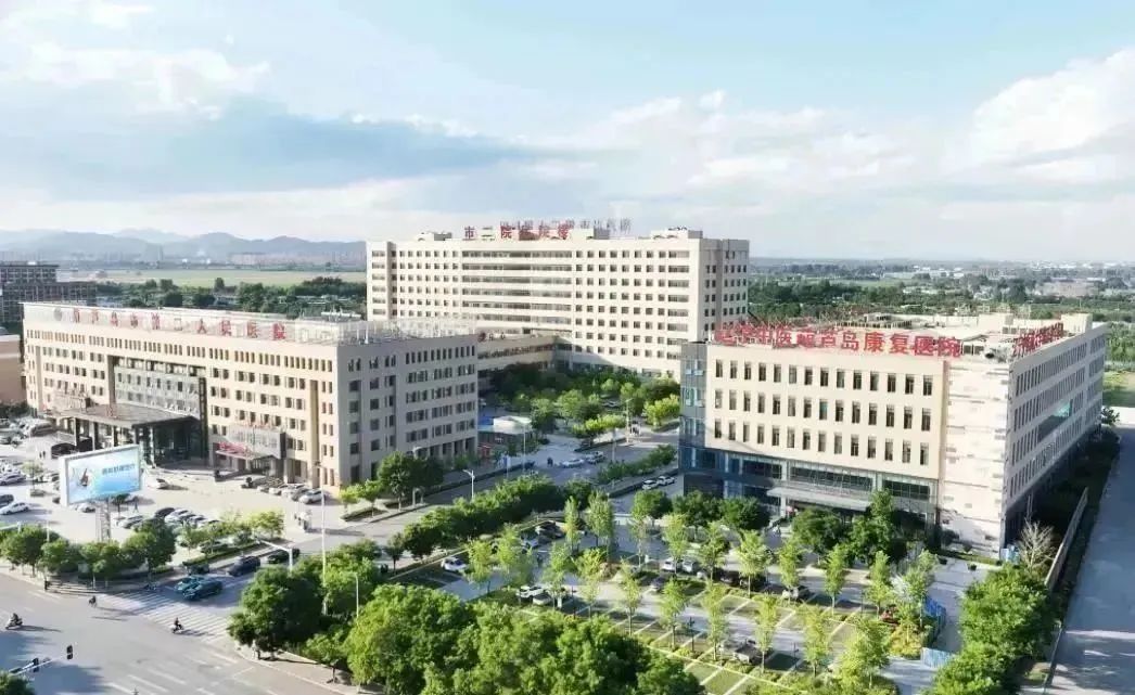 龍港區(qū)人大、區(qū)政府領(lǐng)導一行視察調(diào)研龍港國際醫(yī)療健康產(chǎn)業(yè)園(圖19)