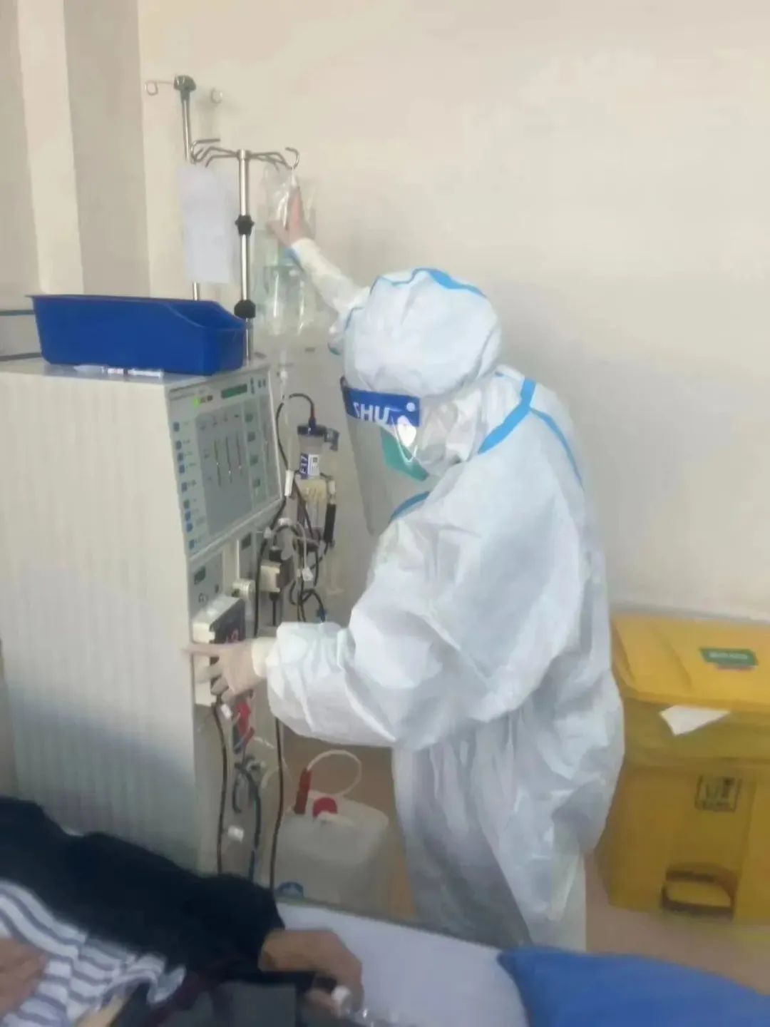 人民醫(yī)院為人民，市二院舉全院之力保障醫(yī)療救治，牢守生命防線！(圖5)