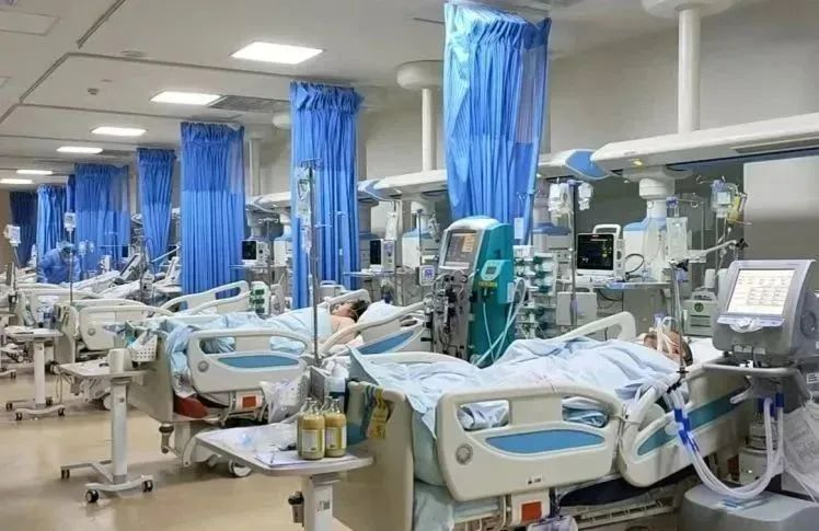 人民醫(yī)院為人民，市二院舉全院之力保障醫(yī)療救治，牢守生命防線！(圖10)